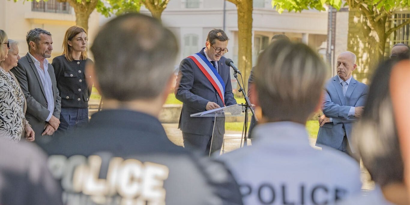 Inauguration de la police municipale de Sainte-Savine équipée par HEXAPOL