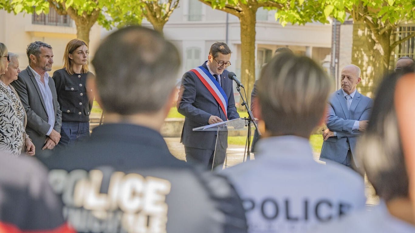 Inauguration de la police municipale de Sainte-Savine
